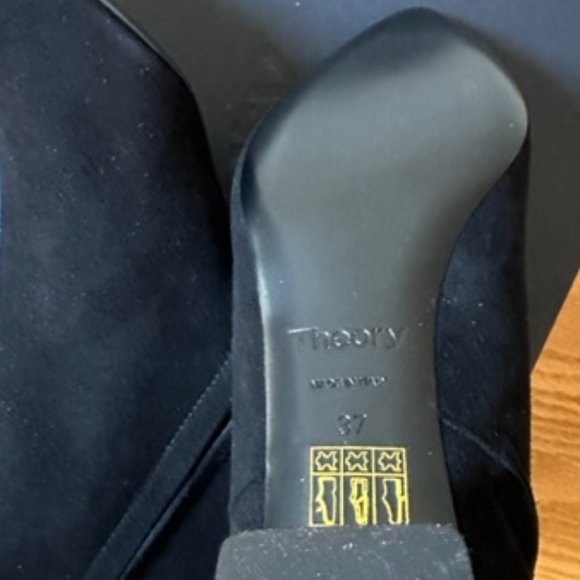 Theory Poented Toe Suede Booties, NEW - Picture 10 of 14